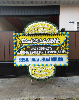 Papan Bunga Duka di Pakan Sinayan