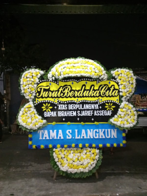 Papan Bunga Duka di Pakan Sinayan